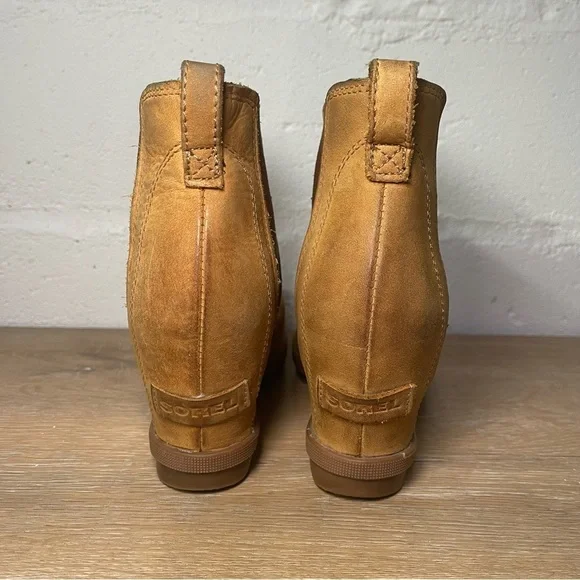 SOREL | Joan of Artic Wedge II Chelsea Boot | Camel Brown | Size 6.5 - Picture 3 of 9